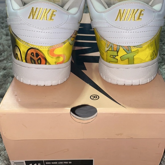 De La Soul Nike Dunks Deadstock. - Picture 5 of 9